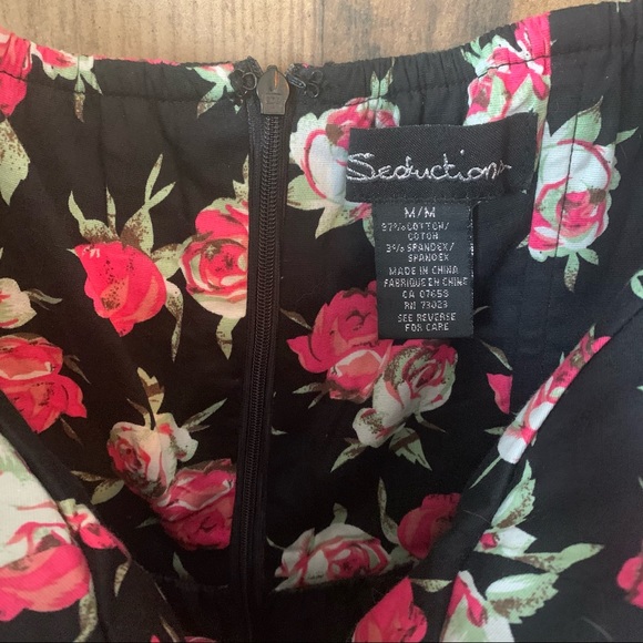 Women’s Medium Black Floral Mini Dress - Picture 9 of 13